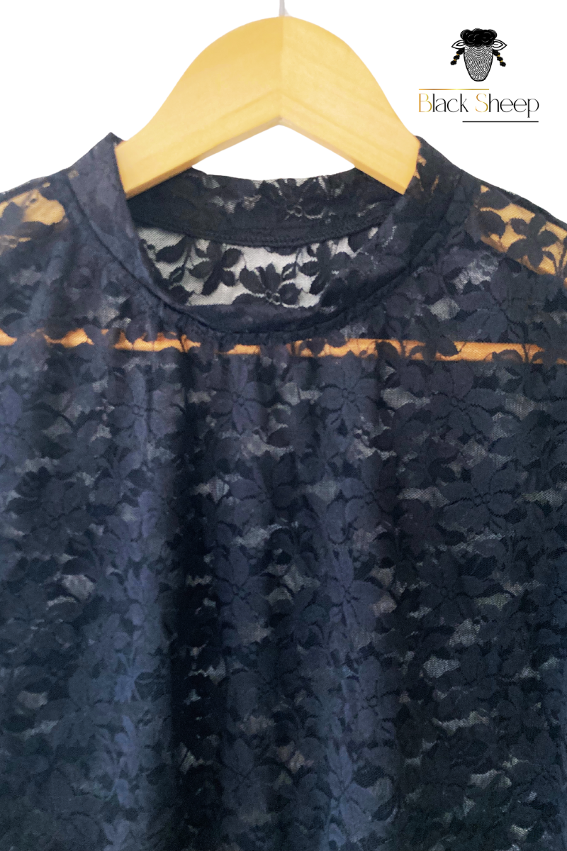 Lace T-shirt´s / camiseta de encaje. - Imagen 2