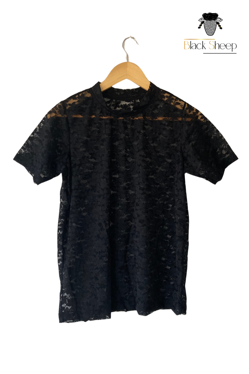 Lace T-shirt´s / camiseta de encaje. - Imagen 4
