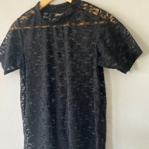 Lace T-shirt´s / camiseta de encaje.